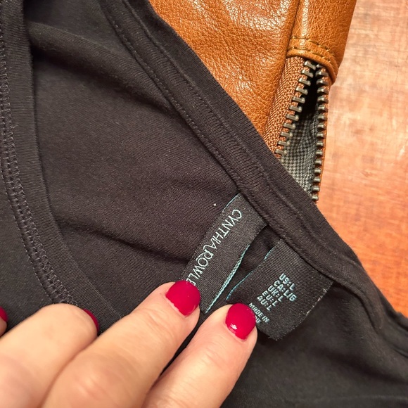 Spikes and sparrow leather, small one shoulder sling backpack Brandy Brown - Picture 6 of 8